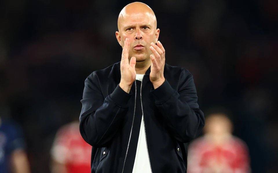 不会解雇斯洛特!英超落后21分,欧冠濒临出局,曝利物浦拒绝换帅